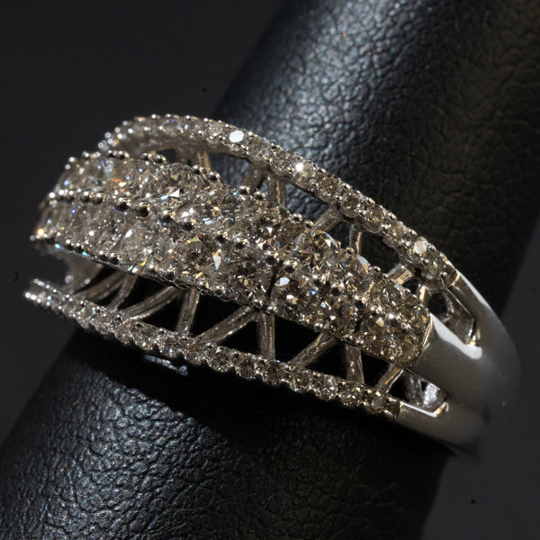 Ladies 1.000 Ctw Round Cut Diamond Ring / 14 Kt W - Anderson Jewelers 