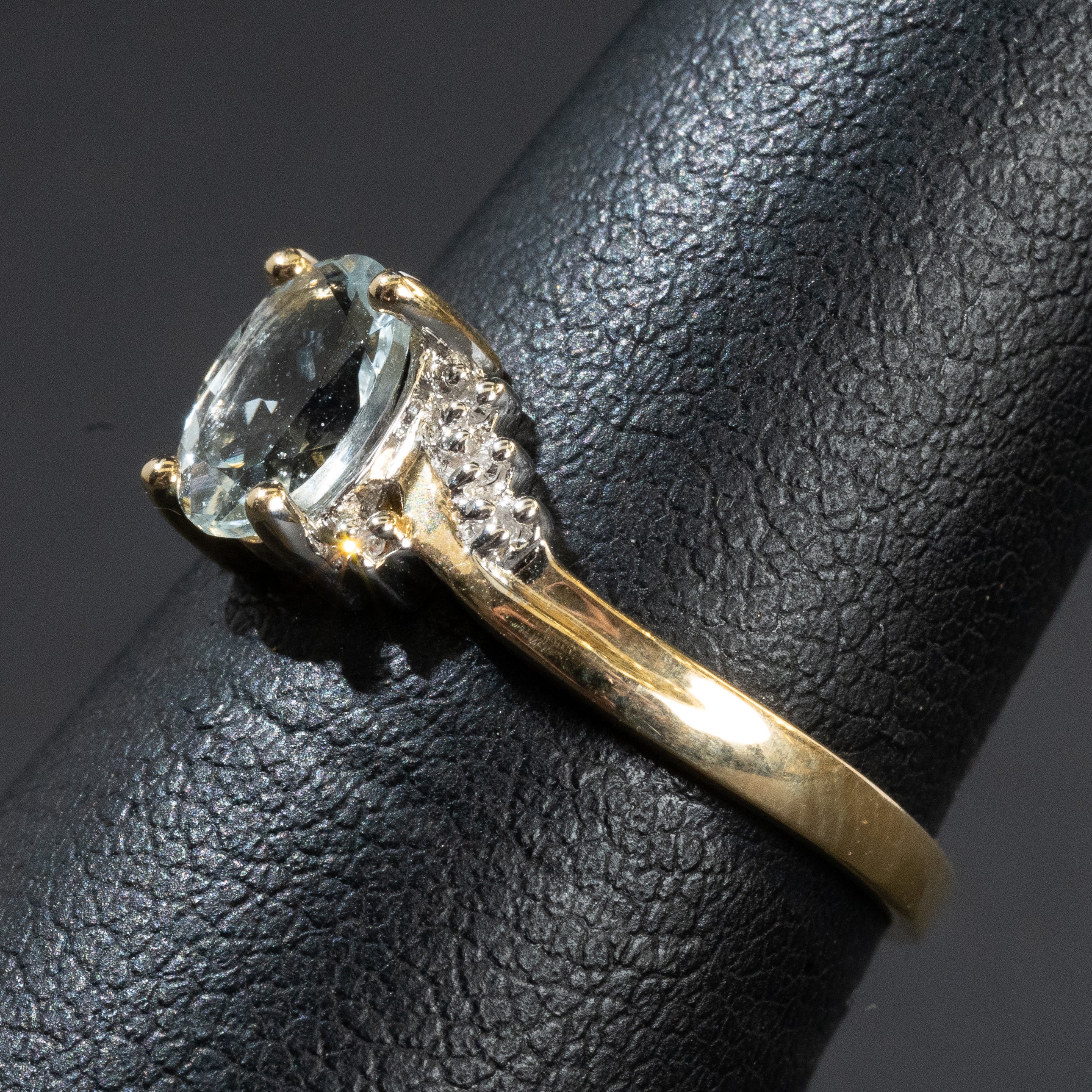 Ladies .750 Ctw Aquamarine Ring / 10 Kt Y - Anderson Jewelers 