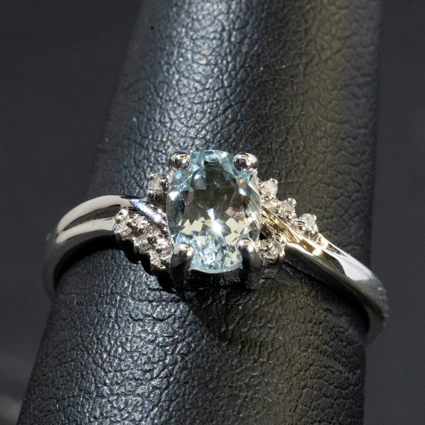 Ladies .750 Ctw Aquamarine Ring / 10 Kt W - Anderson Jewelers 